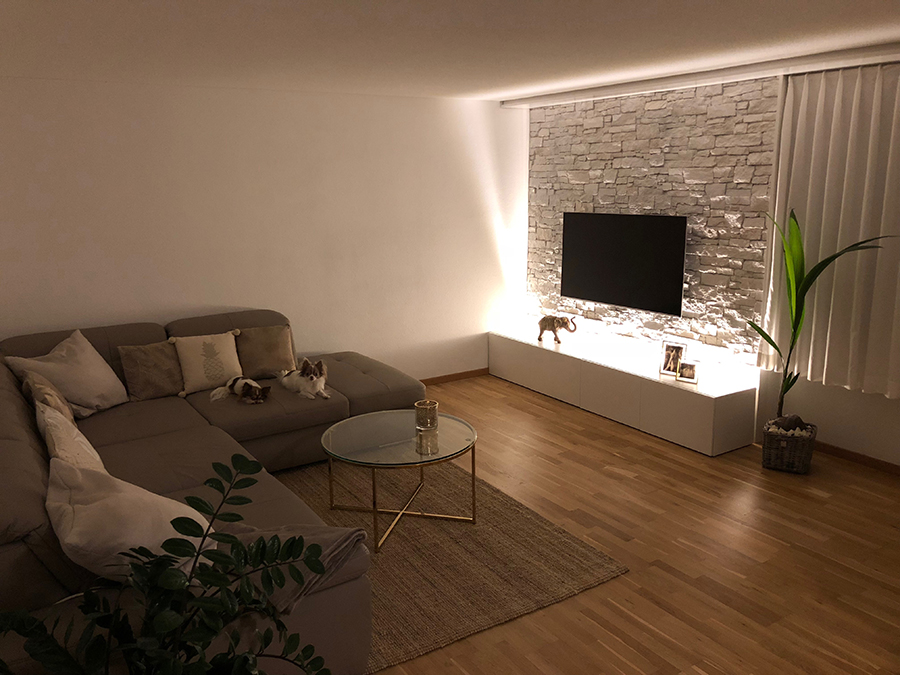 PANELPIEDRA NEPAL 425 ital weiss TV Wand mit Vorbau