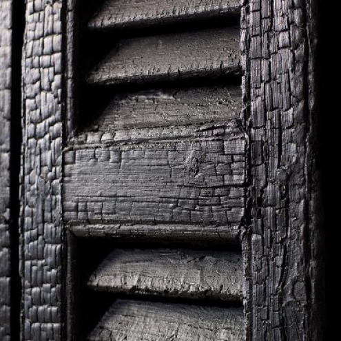 Pannello murale effetto legno bruciato Remember Shutter